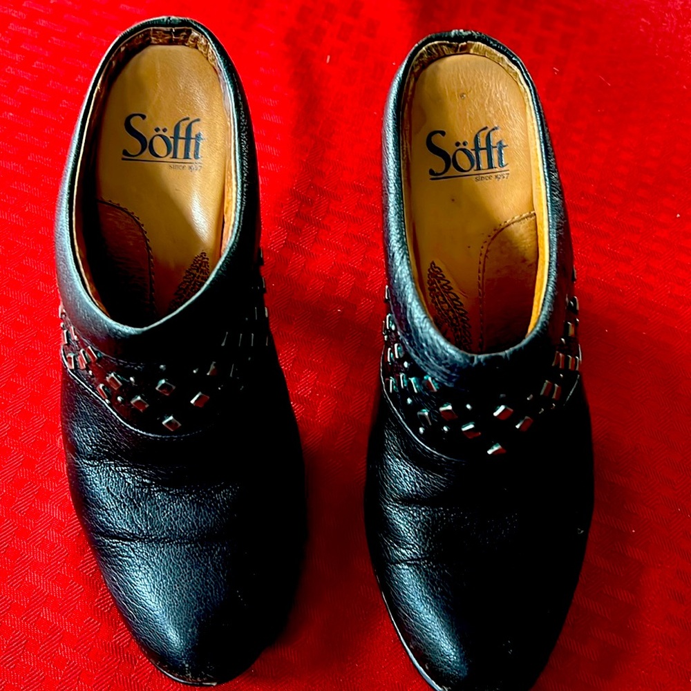 Sofft slip on boots